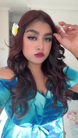 A post by @zoyamunny on TikTok caption: #dumdum 