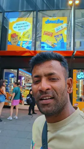 A post by @napoliamico on TikTok caption: আমাদের নাপলি শহরের সেরা চকলেট এর দোকান যেটা napoli কাঁপিয়ে দিয়েছে#hasanmonir1983 #bangladesh #napoli #italian 