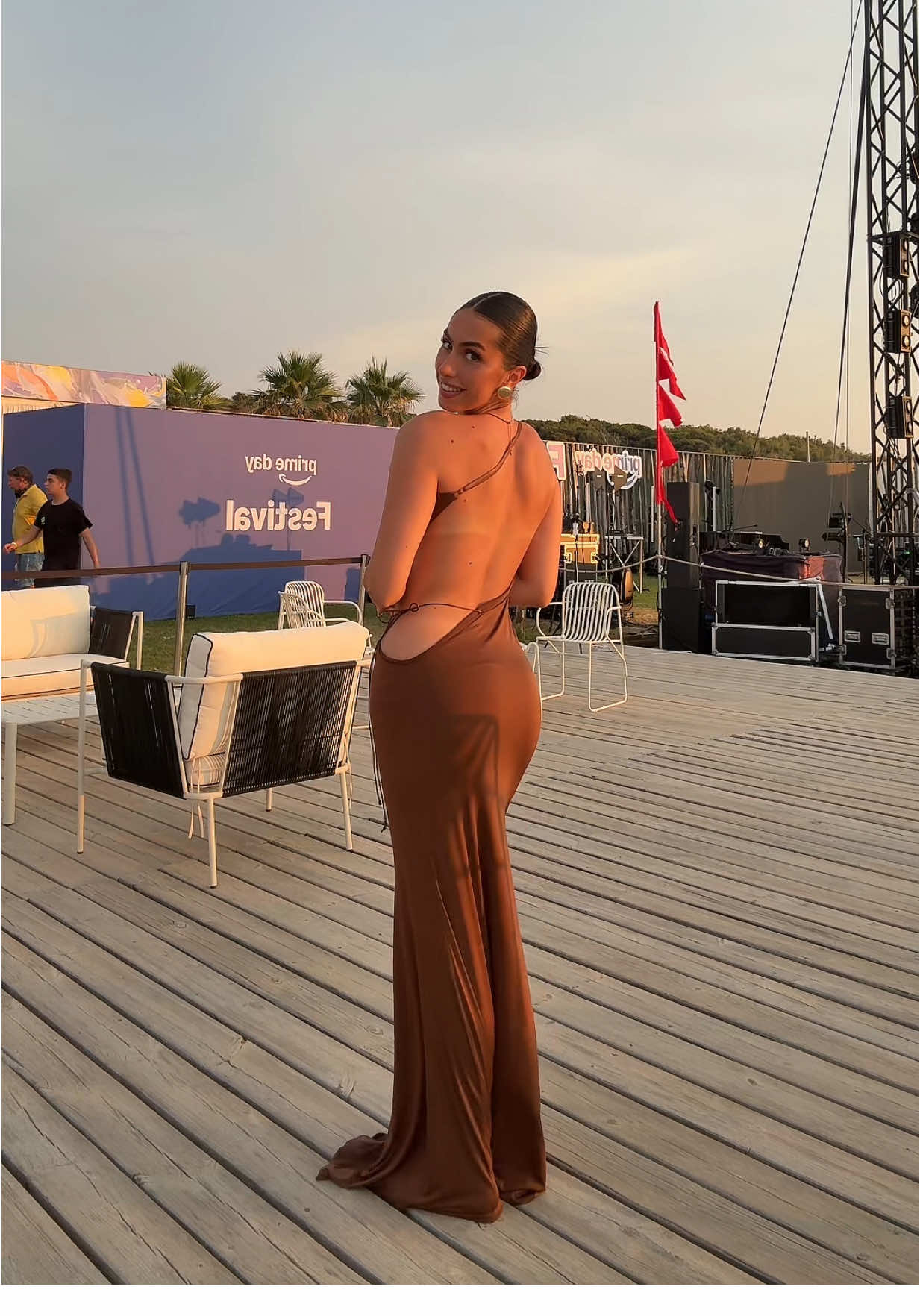 A post by @federica.scagnetti on TikTok caption: ma il vestito 🫠🥹🤍