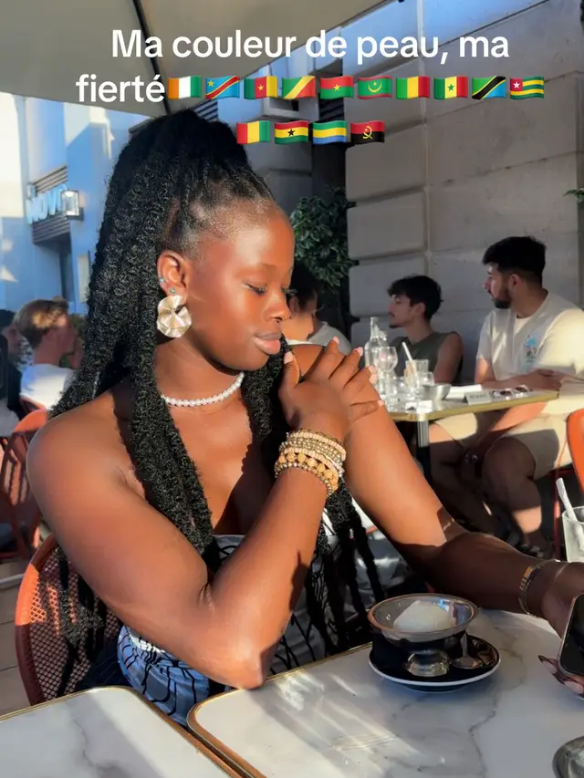 A post by @safiatoutraorebere on TikTok caption: #malitiktok🇲🇱 #cotedivoire🇨🇮 @Safi bere 