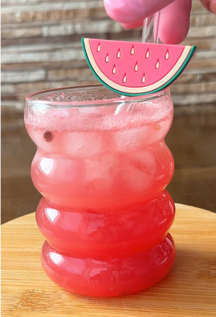 A post by @mystic.kitchenn on TikTok caption: #creatorsearchinsights #fy #watermelon #watermelonmojito #mojito #mochito 