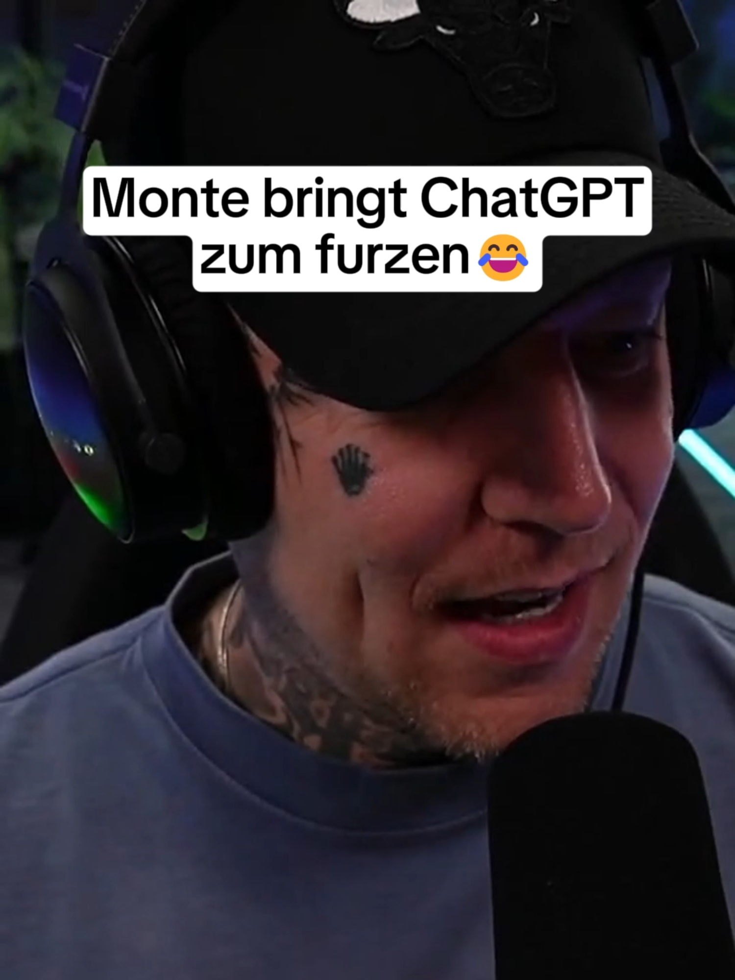 A post by @montanablackclips on TikTok caption: Monte bringt ChatGPT zum furzen😂 #monte #montanablack #montanablack88 #chatgpt #ai #artificialintelligence #ki #funnymoments #funnytiktok