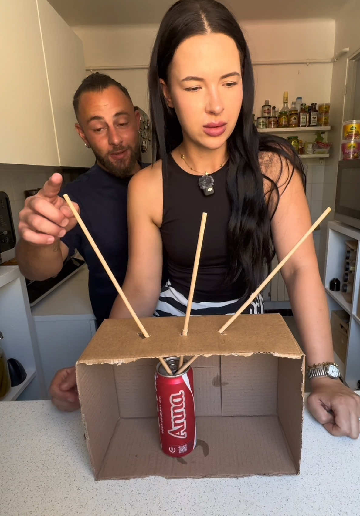 A post by @deniska....teniska on TikTok caption: Comment j’ai cassé le cerveau de ma femme 😂
