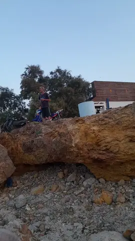 A post by @nizarofitch on TikTok caption: #ااكسبلور_2020 #ليبيا_طرابلس_مصر_تونس_المغرب_الخليج #france🇫🇷 #fyp #fouryou #ااجزائر🇩🇿_تونس🇹🇳_المغرب🇲🇦 
