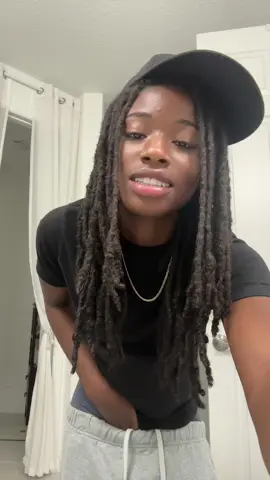 A post by @_luvesti on TikTok caption: #wlw 