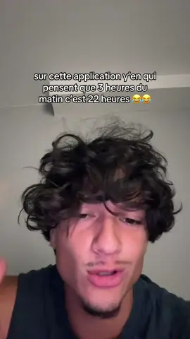 A post by @antoine_grdan on TikTok caption: ils se font à manger à 4 heures du matin 😹😹