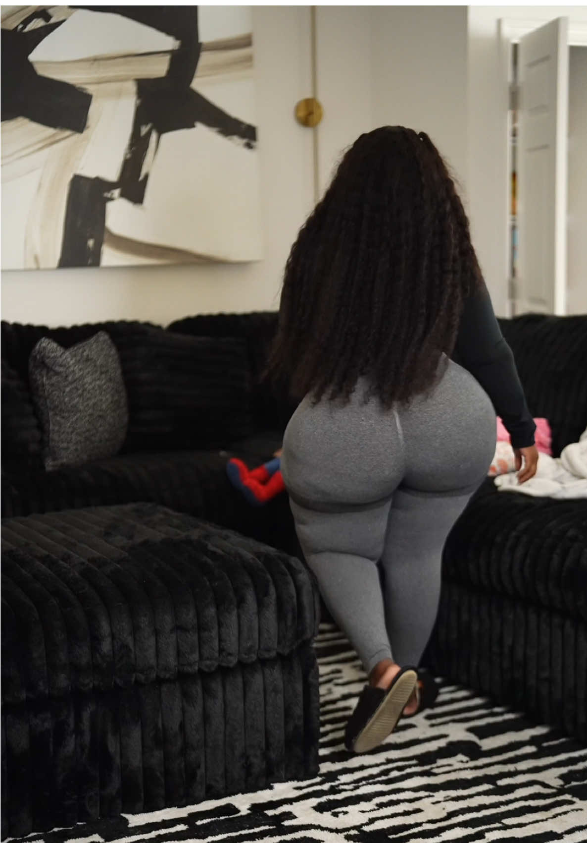 A post by @jayythickness on TikTok caption: I’m just a mom 🥰🤷🏾‍♀️