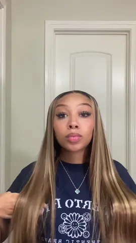 A post by @jaaygotjokess on TikTok caption: Same wig link in bio 🩵@tinashehair #tinashehair #gluelesswig 