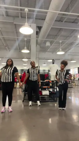 A post by @k3ylowlow on TikTok caption: #fyp #trending 