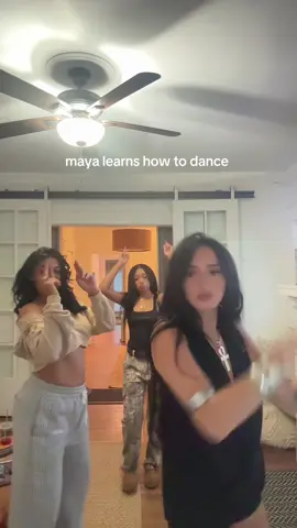 A post by @mayagoz on TikTok caption: Not to much on me #besties #gowhitegirlgo 