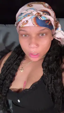 A post by @cajunfootrub on TikTok caption: like wthelly 