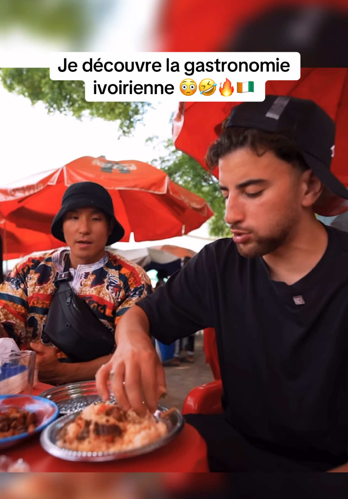 A post by @riadhlevrai on TikTok caption: Les plats ivoiriens 🇨🇮🔥 Quels autres pays vous me conseillez pour la nourriture ? 🤔👀