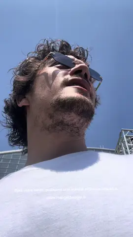 A post by @thomgoldberg on TikTok caption: Est-ce que vous avez trouvé Paul? Je dois lui donner sa cannette personnalisée… Pour votre santé, pratiquez une activité physique régulière. www.mangerbouger.fr #partageuncocacola @Coca-Cola 