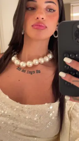 A post by @grelmosss on TikTok caption: graduation daY