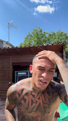 A post by @raul.dumitras on TikTok caption: sentivo caldo