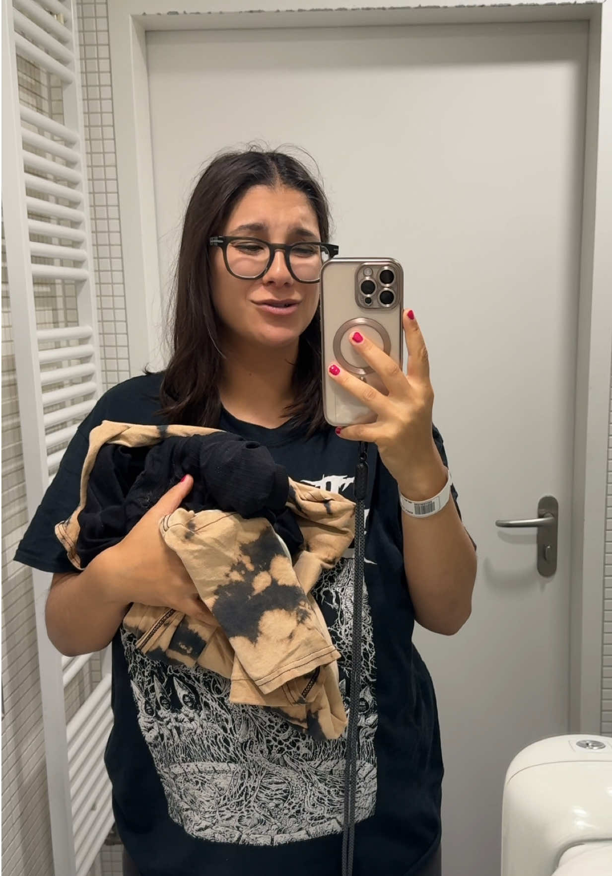 A post by @emilieazaaria on TikTok caption: Update 🫂