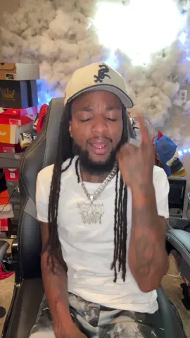 A post by @kingron4l on TikTok caption: Let me Love you by Mario in Sign Language (I did mess up a lil )🤷🏽‍♂️  #pse #letmeloveyou #signlanguage #americanaignlanguage #foryourpage #deaf #deaftiktok 