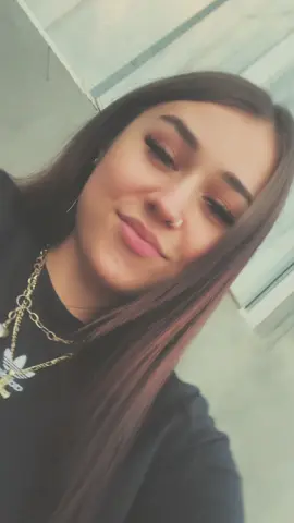 A post by @iam.bianca.gr on TikTok caption: Schite #amintire #CapCut #สโลว์สมูท #สปีดสโลว์ #germany #slowsuave #FunkNoCapCut #romania #halloween #distractie #deutschland #balkan #Funk #romania🇷🇴 #Biscoitocut #foruyou #latina #latino #latinamakeup #NoTraje 