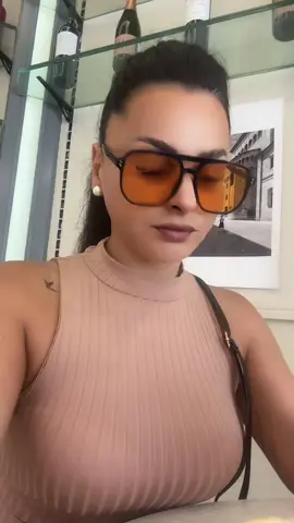 A post by @ on TikTok caption: #fly❤️🥰 #fyy #searafrumoasatuturor ❤️🥰