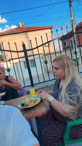 A post by @sevincboncuk1 on TikTok caption: 😂😂