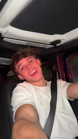 A post by @maelplat on TikTok caption: Trop d’amour❤️