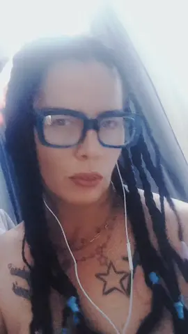 A post by @vidauna1 on TikTok caption: ❤️☆☆☆
