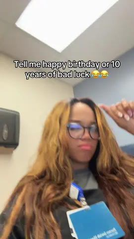A post by @dontstareitsrudeee on TikTok caption: I ain’t never worked on my bday. Some ain’t right 😂😂😂