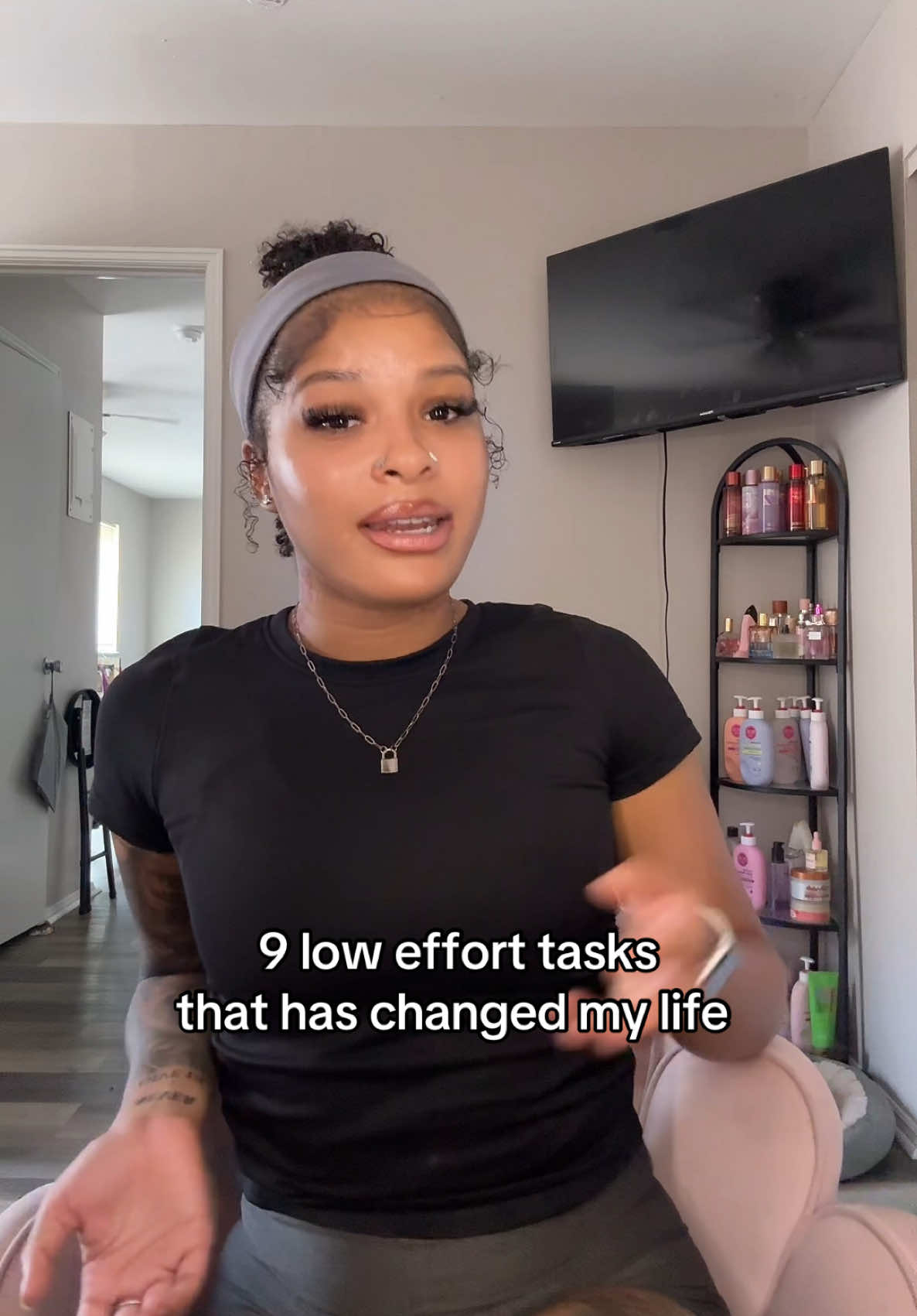 A post by @6ixpigs on TikTok caption: hope these tips can help you find your way back to yourself 🫶🏼 #dariashe #6ixpigs #fypシ #LifeAdvice #advicetiktok #tipsforgirls #tiptok 