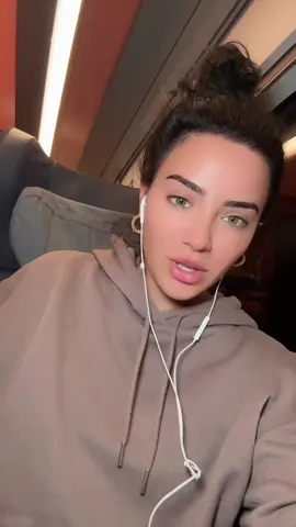A post by @leylaheiter on TikTok caption: *anzeige/selbst gekauft 