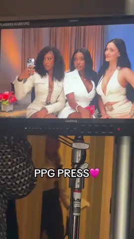 A post by @serenapagee on TikTok caption: back on your screens THIS sunday AHHHH🥳🥳