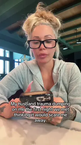 A post by @xomgitsbunnie on TikTok caption: #jellyandbunnie 