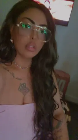 A post by @ on TikTok caption: #❤️😍😘🥰foryou #fyp #😉 #foryou 