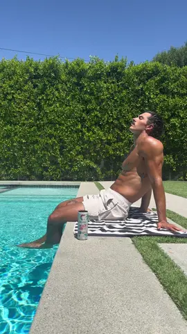 A post by @stevenkellly on TikTok caption: Sunday active recovery fueled by @CelsiusOfficial #celsiusbrandpartner #LiveFitGo