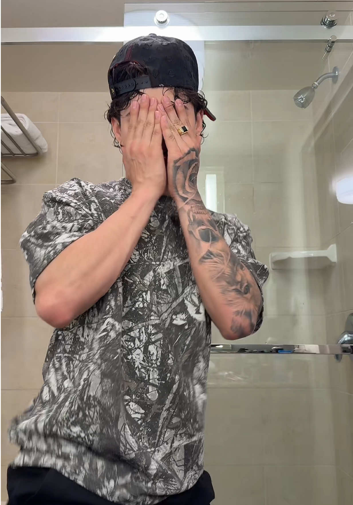 A post by @itsedwinceron on TikTok