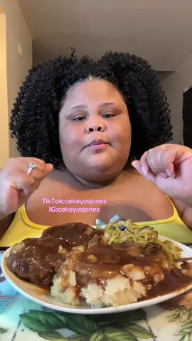 A post by @cekeyusjones on TikTok caption: #eatwithcekeyus 