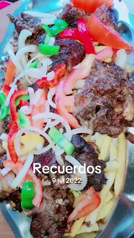 A post by @dame_moris on TikTok caption: #Recuerdos 