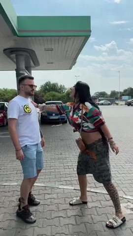 A post by @narcisaoficialmusic on TikTok caption: @Yoannes @Aurel Valentin Tobosarul @Mihai Răducanu @sorinenergie 
