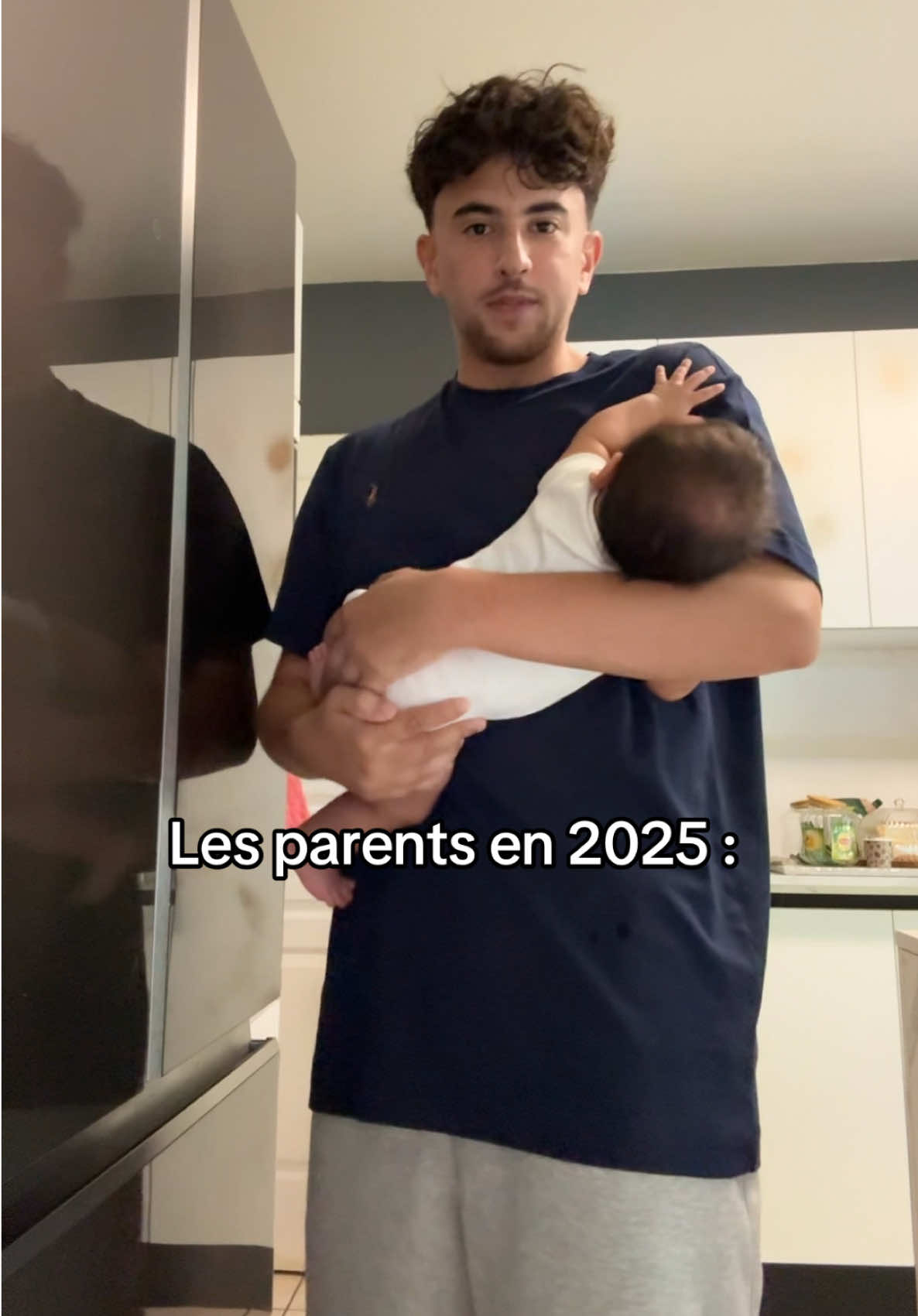 A post by @riadhlevrai on TikTok caption: Les parents d’aujourd’hui 🤣🤣🤣
