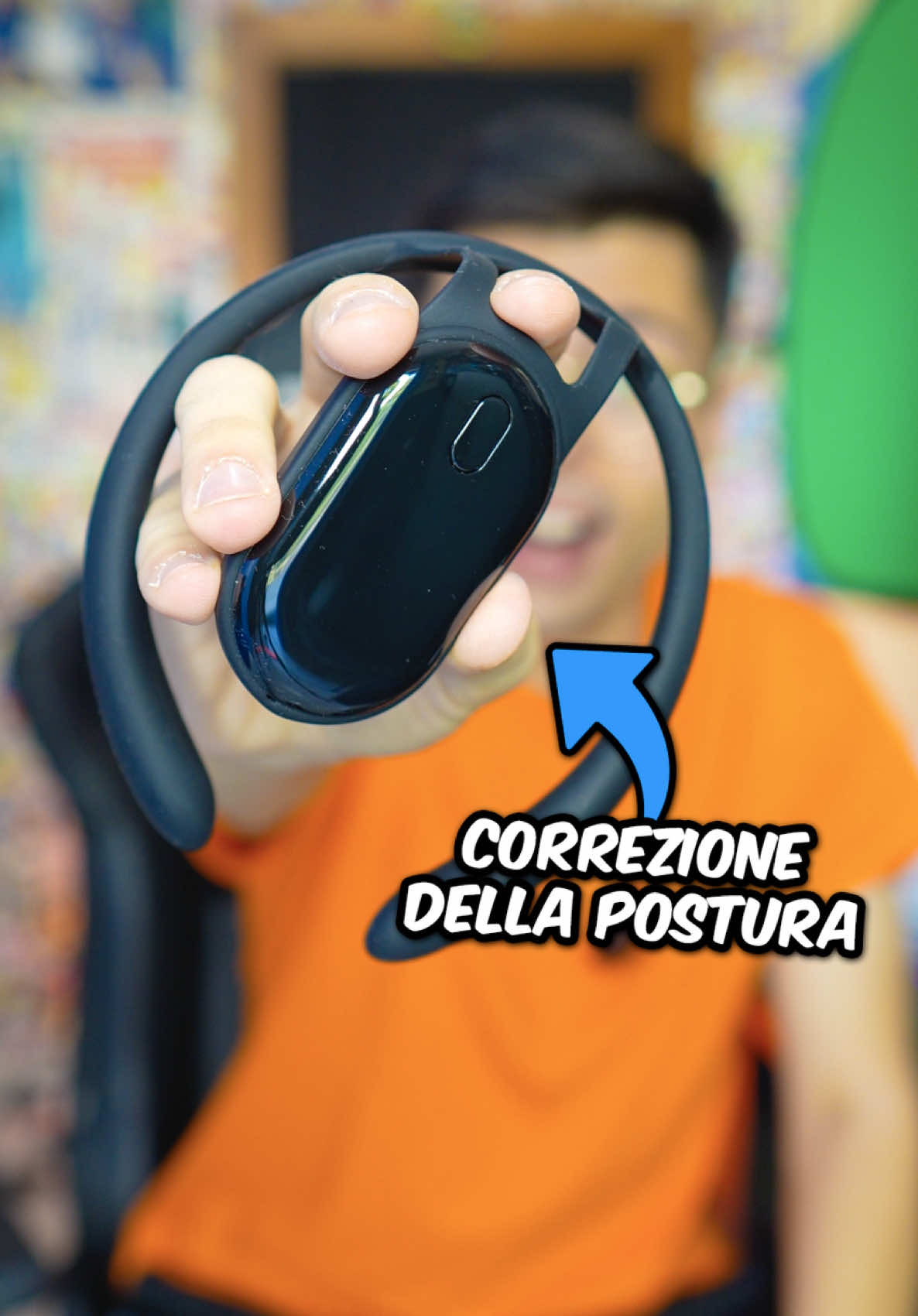 A post by @nick_radogna on TikTok caption: il Gadget che ti corregge la postura! Ma serve davvero?