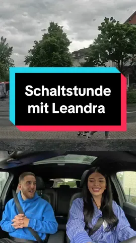 A post by @mustafahrlehrer on TikTok caption: Wie war eure erste Schaltstunde? @𝓛𝓮𝓪𝓷𝓭𝓻𝓪 😄 #fahrschule #fahrlehrer #fahrstunde #führerschein #fahrschülerin #leandra #schalten #schaltstunde #mustafahrlehrer 