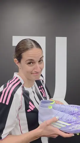 A post by @juventus on TikTok caption: Hands off, this one’s all hers 🙅‍♀️⚡️💨