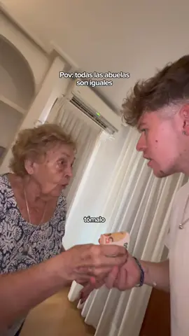A post by @juanki.municio on TikTok caption: Como embajador de @Garnier ES se me pueden olvidar muchas cosas, pero teniendo a la tata detrás jamás se me olvidará protegerme del sol 😎 Gracias Delial por acompañarme siempre todos los veranos y por traerme la piscina a casa #Cuidadodelapiel #Garnier #ProtectorSolar #ProteccionSolar #spf #sunscreen
