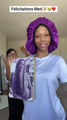 A post by @kimi__makosso_ on TikTok caption: Meti a essuyée mes larmes 🎉🎉🎉😭😭❤️❤️❤️❤️ #pourtoi #bac 