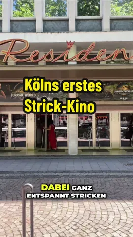 A post by @mitvergnuegenkoeln on TikTok caption: In Köln gibt es jetzt ein Strick-Kino! Bei gedimmtem Licht könnt ihr es euch im Residenz Kino richtig gemütlich machen, eure Maschen stricken und euch vor dem Film mit anderen Strick-Mäusen austauschen 🧶🪡  Das Beste: Vielleicht könnt ihr hier sogar for free vorbeischauen, denn wir verlosen eine Residenz-Geschenkedose für zwei Personen – einlösbar für das Strick-Kino oder einen regulären Kinobesuch 🤩 Und so landet ihr im Lostopf: ✨liken ✨kommentieren ✨uns folgen 📍Kaiser-Wilhelm-Ring 30 - 32, 50672 Köln 📅 nächster Termin: 27. September ab 12.30 Uhr #köln #cologne #cologneknits #strickkino #residenzköln