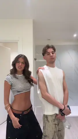 A post by @francescacuccuru on TikTok caption: @Fubbe 📈 e shakera 