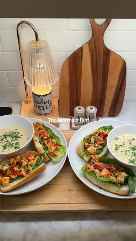 A post by @claudia.harrington on TikTok caption: Ingredients listed below! 🧜🏻‍♀️🦞  -1lb of knuckle lobster meat (or your fav part of the lobstahhh) -1 stick of butter  -1/3 cup fresh parsley  - 4 tablespoons fresh dill  - 2 tablespoons fresh chives  - 4 pieces of romaine lettuce left whole  - juice of a whole lemon  - lemon zest  - clam chowdahhhh from cousins Maine lobster!  - ROLLS!  …am I forgetting something? Hopefully not!  #glutenfree #lobsterrolls #lobsterroll #newenglandsummer #clamchowder #warmlobsterrolls #hotlobster #dinneridea #mermaiddiet #themermaiddiet #claudiaharringtoncooking 