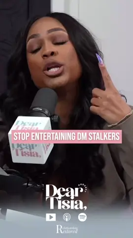 A post by @tisiaxvs on TikTok caption: Something ain’t right about that man! Ladies what happened when you gave your DM stalker a chance? 👀🫠 #relationshipadvice #deartisia #relationshiprestored #datingtips #dms