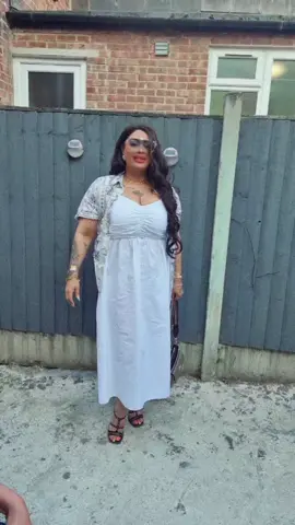 A post by @ on TikTok caption: #😉 #🙈 #❤️😍😘🥰foryou 