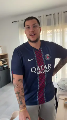 A post by @laurebrnt on TikTok caption: Il a failli être pro 😂😂😂 @lolo_cn #amour #famille #bebe #humour #pourtoi 