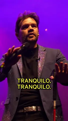 A post by @juandavila__ on TikTok caption: Alfonsito, Alfonsito… #comedia #juandavila #comediante #humor #humorenespañol #monólogo #humortiktok #risa #risas #comicoespañol #monólogos #zapatos 